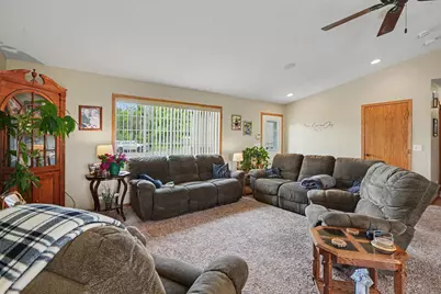 2730 Hamlin Avenue NE, Buffalo, MN 55313 - Photo 4
