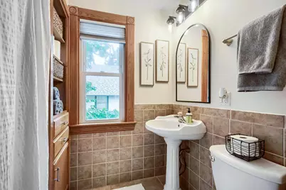 1654 Concordia Avenue, Saint Paul, MN 55104 - Photo 16