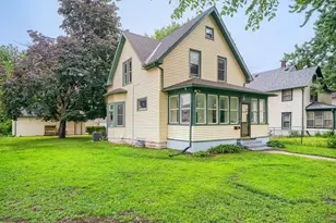 1654 Concordia Ave, Saint Paul, MN 55104 - Photo 2