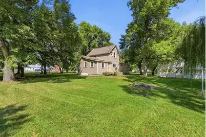 401 Dresden Avenue S, Herman, MN 56248 - Photo 4