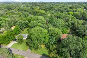 4031 Victoria St, Minnetonka, MN 55345 - Photo 2