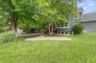 11605 Ivywood Trail, Woodbury, MN 55129 - Photo 48