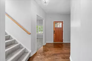 11605 Ivywood Trail, Woodbury, MN 55129 - Photo 4