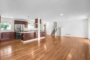 2958 Vanderbie St, Little Canada, MN 55117 - Photo 4