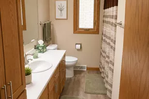 90 Forest Ave N, Fargo, ND 58102 - Photo 20