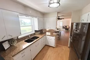 2425 East Ave, Worthington, MN 56187 - Photo 22