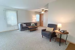 2425 East Ave, Worthington, MN 56187 - Photo 14
