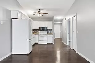 207 Shawnee Trail, Shakopee, MN 55379 - Photo 4