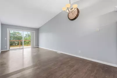 207 Shawnee Trail, Shakopee, MN 55379 - Photo 8