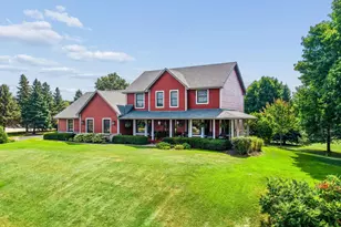 8906 Almquist Way, Inver Grove Heights, MN 55077 - Photo 4