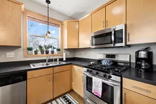 301 Oak Grove St, Minneapolis, MN 55403 - Photo 16