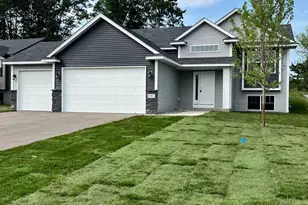 1063 Bellaire Blvd NW, Isanti, MN 55040 - Photo 2