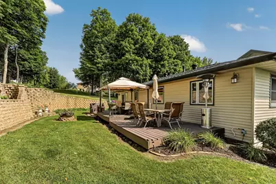 700 8th Street SW, Pine Island, MN 55963 - Photo 6