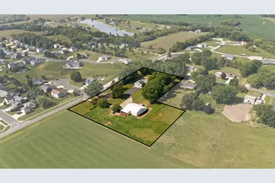 700 8th Street SW, Pine Island, MN 55963 - Photo 2