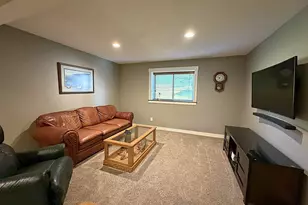 3221 Lakeridge Dr N W, Rochester, MN 55901 - Photo 30