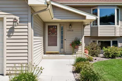 10615 Opal Street NE, Blaine, MN 55014 - Photo 4