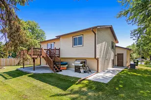 1916 84th Ave N, Brooklyn Park, MN 55444 - Photo 4