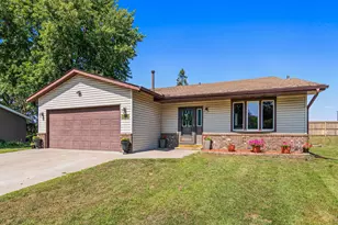 1916 84th Ave N, Brooklyn Park, MN 55444 - Photo 2