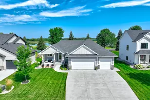 803 11th St NE, New Prague, MN 56071 - Photo 1