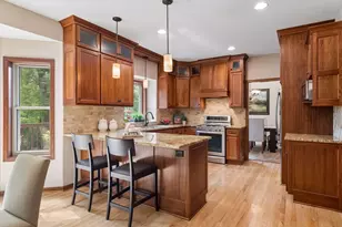18477 Tristram Way, Eden Prairie, MN 55346 - Photo 4