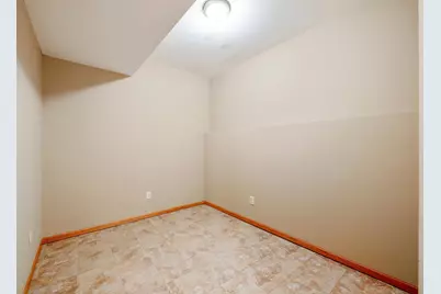 1774 Fox Run, Shakopee, MN 55379 - Photo 46