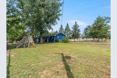 64 Cedar Street E, Motley, MN 56466 - Photo 30