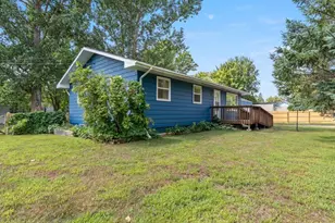 64 Cedar St E, Motley, MN 56466 - Photo 2