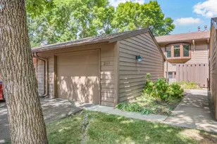 244 W Eagle Lake Dr, Maple Grove, MN 55369 - Photo 26