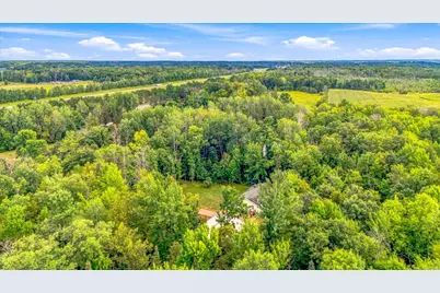 18004 Mission Creek Run, Brook Park, MN 55007 - Photo 14