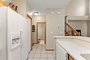 1610 Woodlynn Ave, Maplewood, MN 55109 - Photo 18