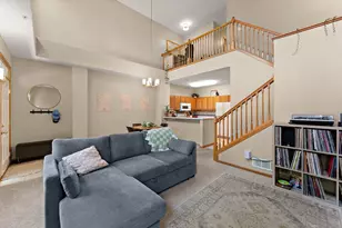 1610 Woodlynn Ave, Maplewood, MN 55109 - Photo 1