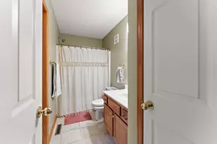 1610 Woodlynn Ave, Maplewood, MN 55109 - Photo 28