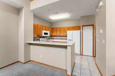 1610 Woodlynn Avenue #3, Maplewood, MN 55109 - Photo 14