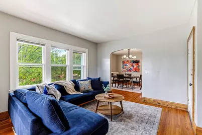 256 Russell Avenue S, Minneapolis, MN 55405 - Photo 10