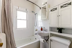256 Russell Ave S, Minneapolis, MN 55405 - Photo 26