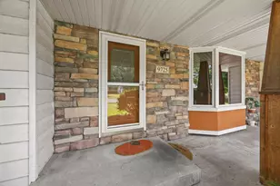 9725 Queen Rd, Bloomington, MN 55431 - Photo 24