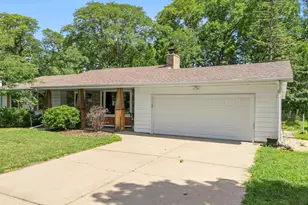 9725 Queen Rd, Bloomington, MN 55431 - Photo 1