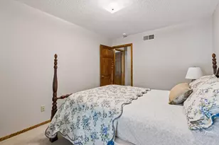 680 Alvarado Ln N, Plymouth, MN 55447 - Photo 30