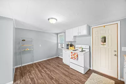 255 6th Avenue NE, Hutchinson, MN 55350 - Photo 32