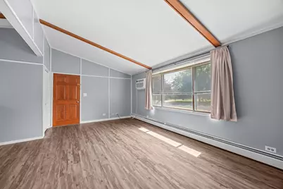 255 6th Avenue NE, Hutchinson, MN 55350 - Photo 10