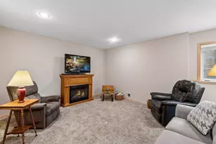 8972 Deer Run Dr, Victoria, MN 55386 - Photo 22