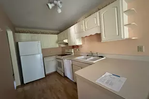 11232 Vessey Cir, Bloomington, MN 55437 - Photo 6