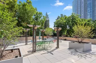 210 W Grant St, Minneapolis, MN 55403 - Photo 22