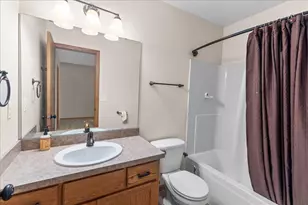 38260 Explorer Cir, North Branch, MN 55056 - Photo 28