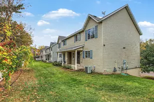 12 City View Ln, Saint Paul, MN 55107 - Photo 1