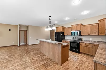 7022 Northwood Lane, Saint Cloud, MN 56303 - Photo 4
