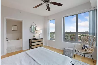 929 Portland Ave #1212, Minneapolis, MN 55404 - Photo 14