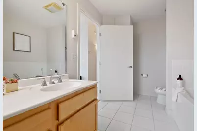 929 Portland Ave #1212, Minneapolis, MN 55404 - Photo 16