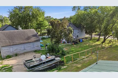 219 3rd Avenue, Bovey, MN 55709 - Photo 4