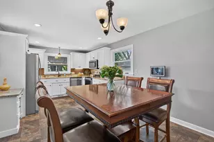 1007 11th Ave NE, Rochester, MN 55906 - Photo 10